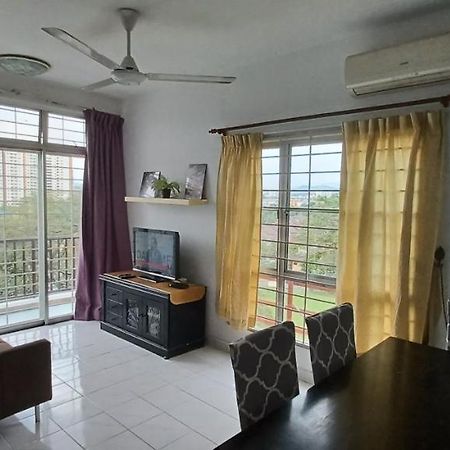 Homestay Azie Ria Kampong Sungai Ramal Dalam Екстер'єр фото