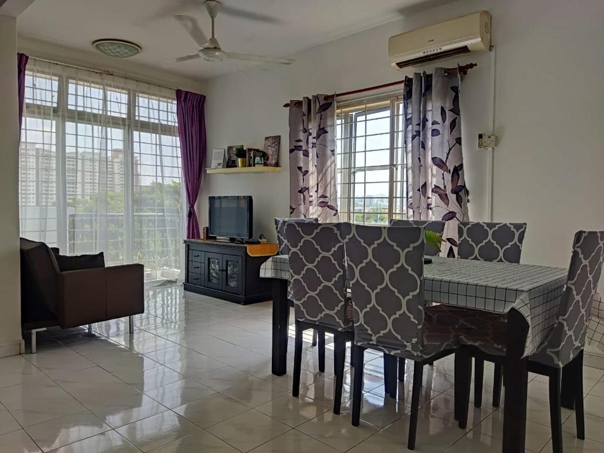 Homestay Azie Ria Kampong Sungai Ramal Dalam Екстер'єр фото